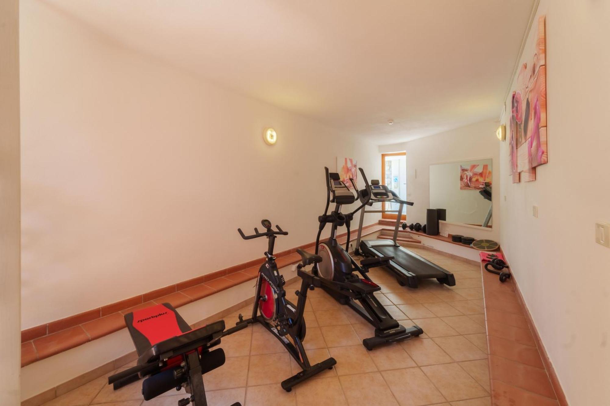 Hotel Galli - Wellness & Spa フェトヴァイア エクステリア 写真